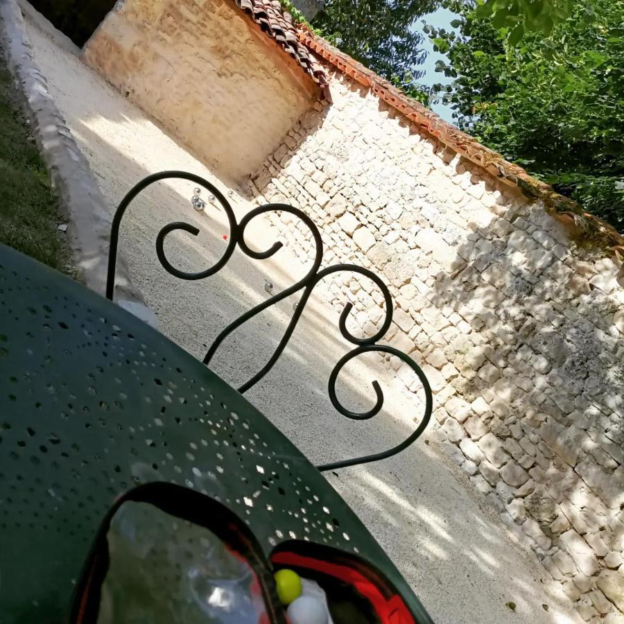 Gite 3 Etoiles Avec Spa, 2 Chambres Le Logis De Pearl Salles-sur-Mer Exterior photo
